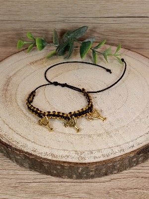 Náramek s přívěskem skleničky