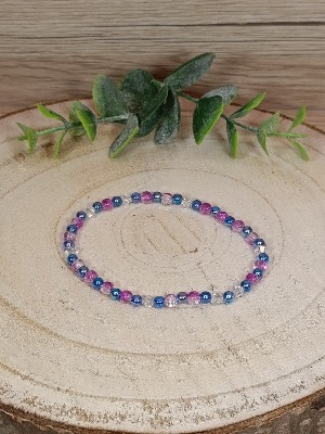 Barevný náramek se skleněnými korálky