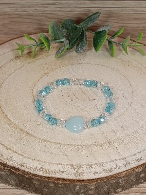 Náramek s modrým srdíčkem