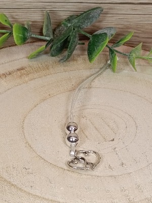 Přívěsek propletené srdce